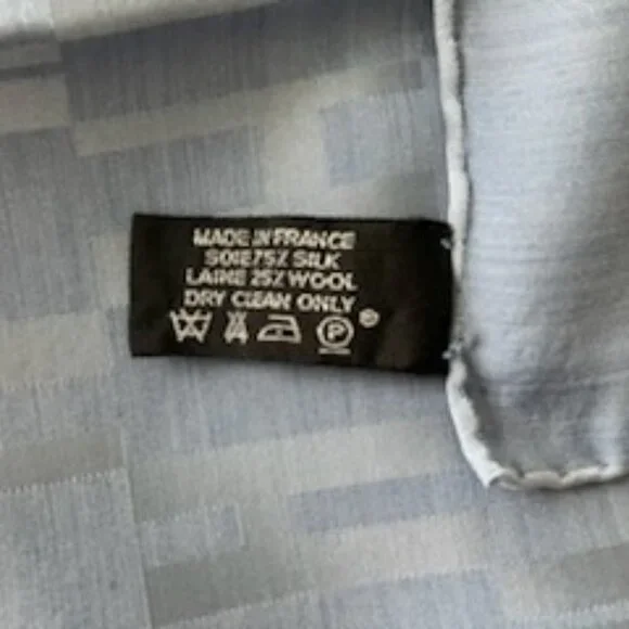 Hermes Silk and Wool Wrap - Picture 4 of 7